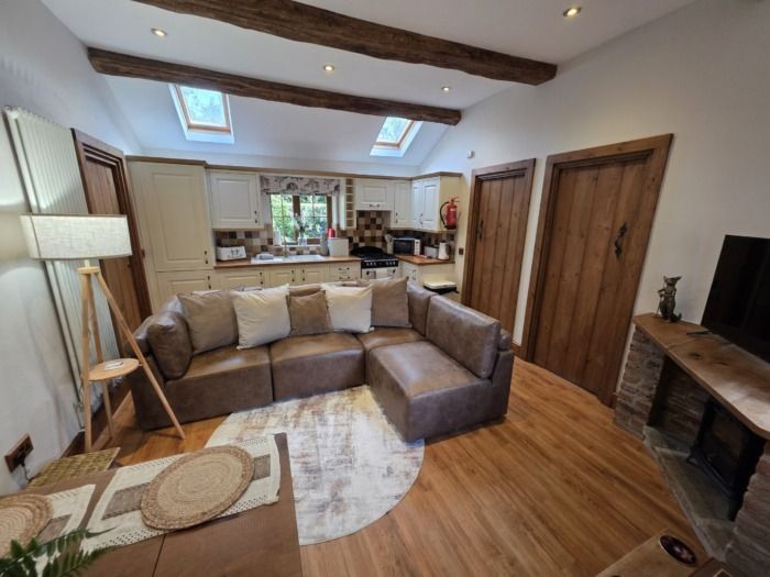 Fox Cottage - Image 5
