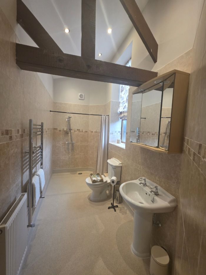 Dairy Cottage - Image 11