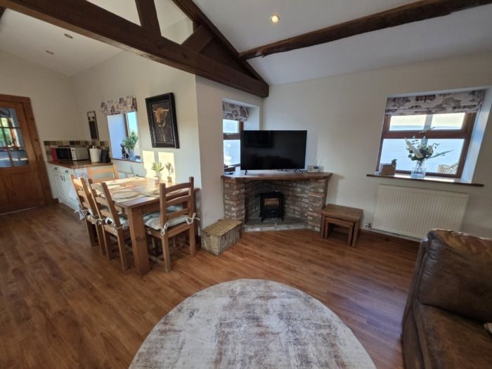 Dairy Cottage - Image 7